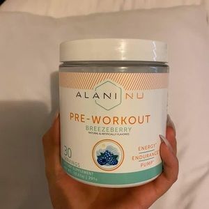 ✨ Alani Nu Breezeberry Pre ✨